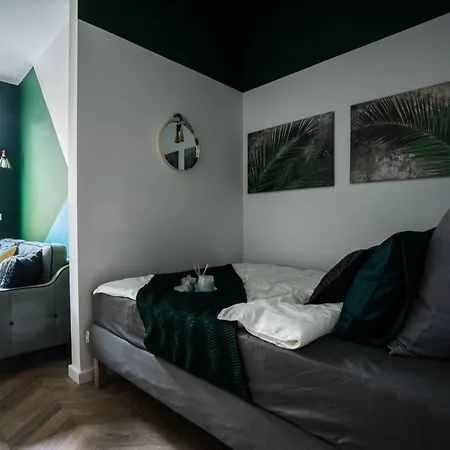 Golden In - Cozy And Stylish - Zabkowska B Daire Varşova