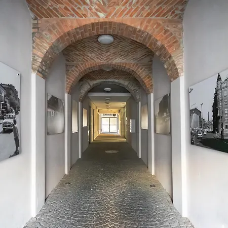 Golden In - Cozy And Stylish - Zabkowska B Appartement *